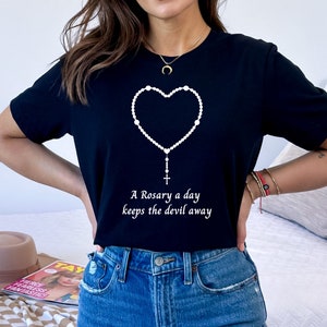 Camiseta do Rosário: Presente Católico, Devoção ao Santo Rosário