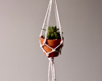 Mini Macrame Air Plant Hanger / Plant Nest / Gift Idea / Succulent Hanger / Boho Decor / Car Accessory / Car Charm