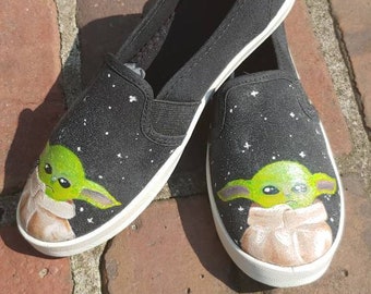 baby yoda baby shoes