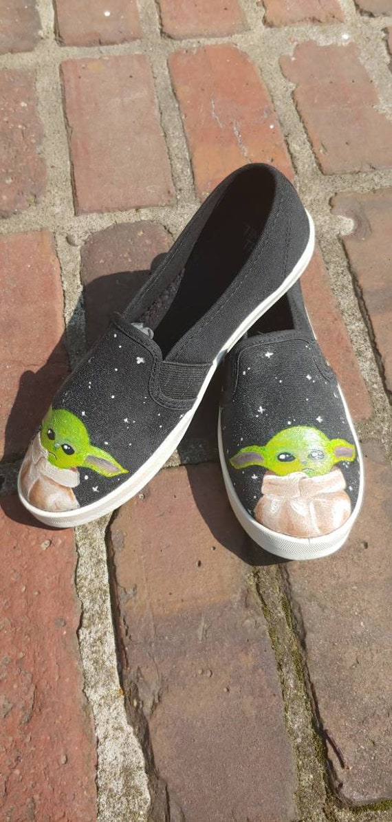 baby yoda shoes