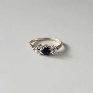 9ct Yellow Gold Sapphire & Diamond Ring