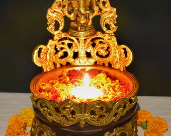 urli &#39; flotain diya pot&#39; Diwali decoration diya&#39; elegant decoration Brass ganesha urli&#39; Meditation diya &#39;Traditional bowl&#39;