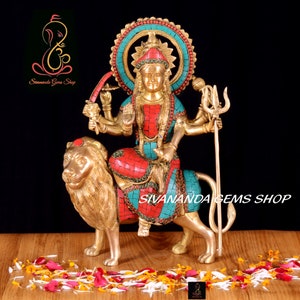 Maa Durga Messingstatue mit Steinarbeiten, 30 cm Große Göttin Durga Idol Sitzt auf einem Löwen, Bhawani, Chandi, Hindu-Göttin des Schutzes und der Stärke