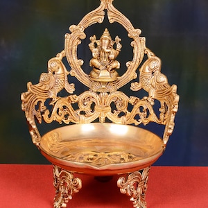 urli &#39; flotain diya pot&#39; Diwali decoration diya&#39; elegant decoration Brass ganesha urli&#39; Meditation diya &#39;Traditional bowl&#39;
