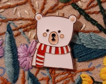 Small Cute Christmas Polar Bear Little Bear Scarf Winter Enamel Needle Minder Needle Nanny Cross Stitch Accessory Embroidery Magnet Gift