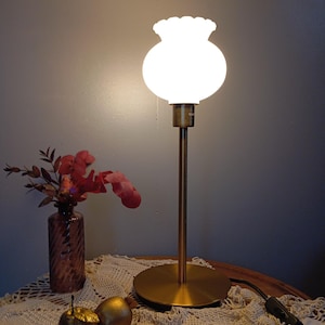Gold metal table lamp with white opaline lampshade, retro chic