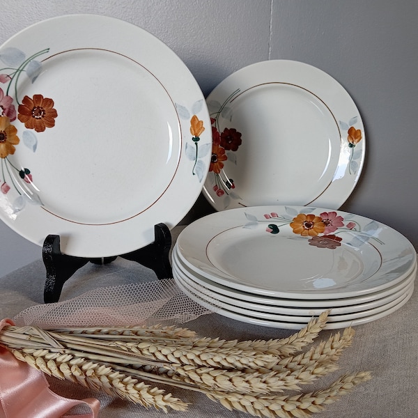7 dessert plates with orange flower pattern, retro chic, St Amand manufacture - France 1930