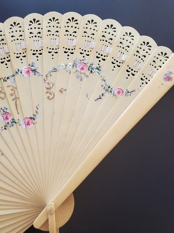 Vintage 1920's Pierced Celluloid Hand Fan with Han