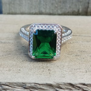 Rectangle Green Statement 925 Sterling Silver Gemstone Ring - Cubic Zirconia Stone Engagement Rings Promise Ring Handmade Ring for Women