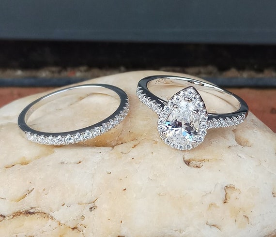 Cubic zirconia 2024 rings canada