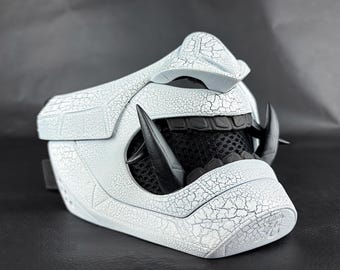 Oni Cyber Samurai Cosplay Mask - Cracked Effect Black/White