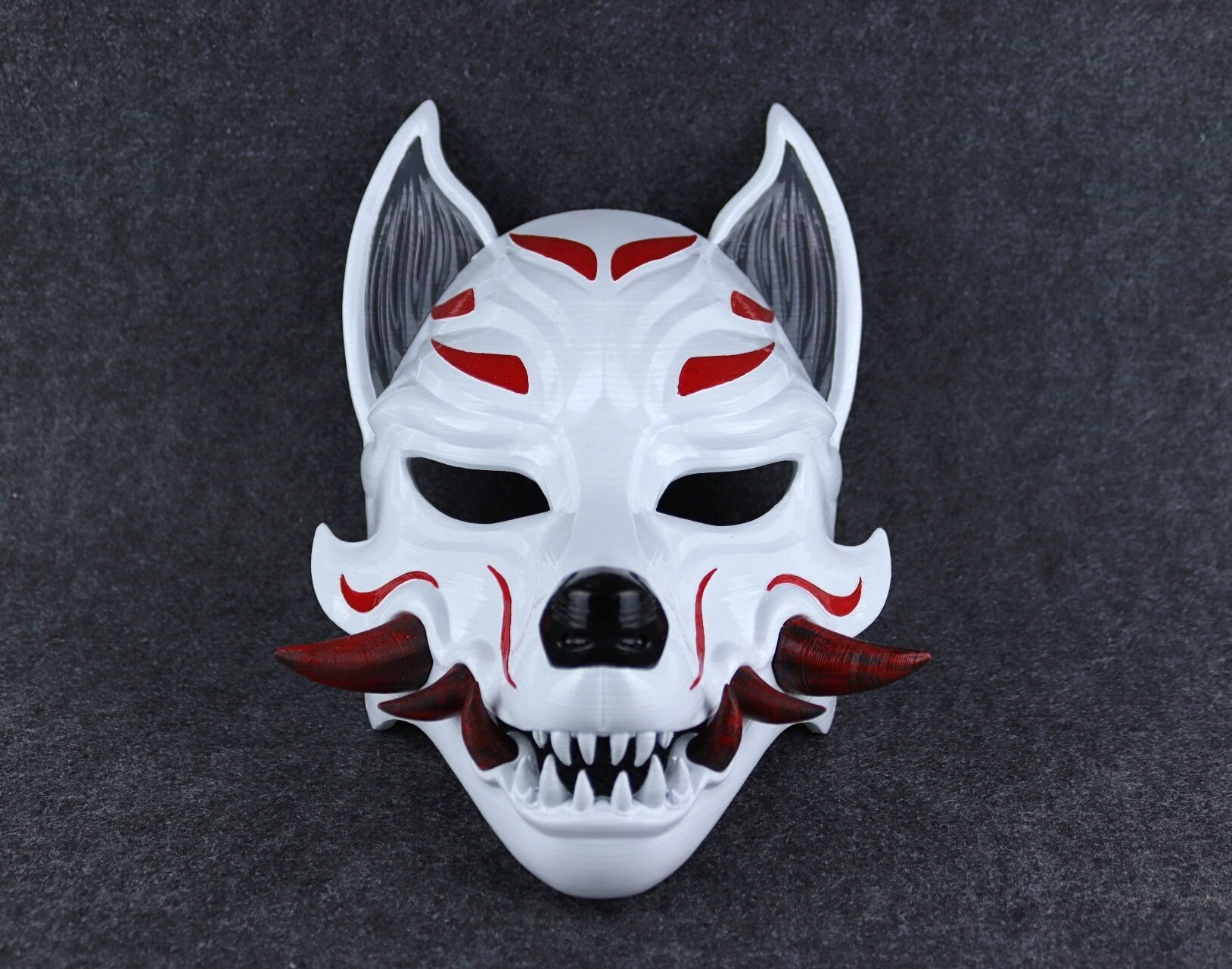 Japanese Kitsune Mask White and Red, Full Face Kitsune Mask, Japanese Fox  Mask, Wolf Mask, Anime Cosplay Mask, Fox Mask, Japanese Demon Mask 