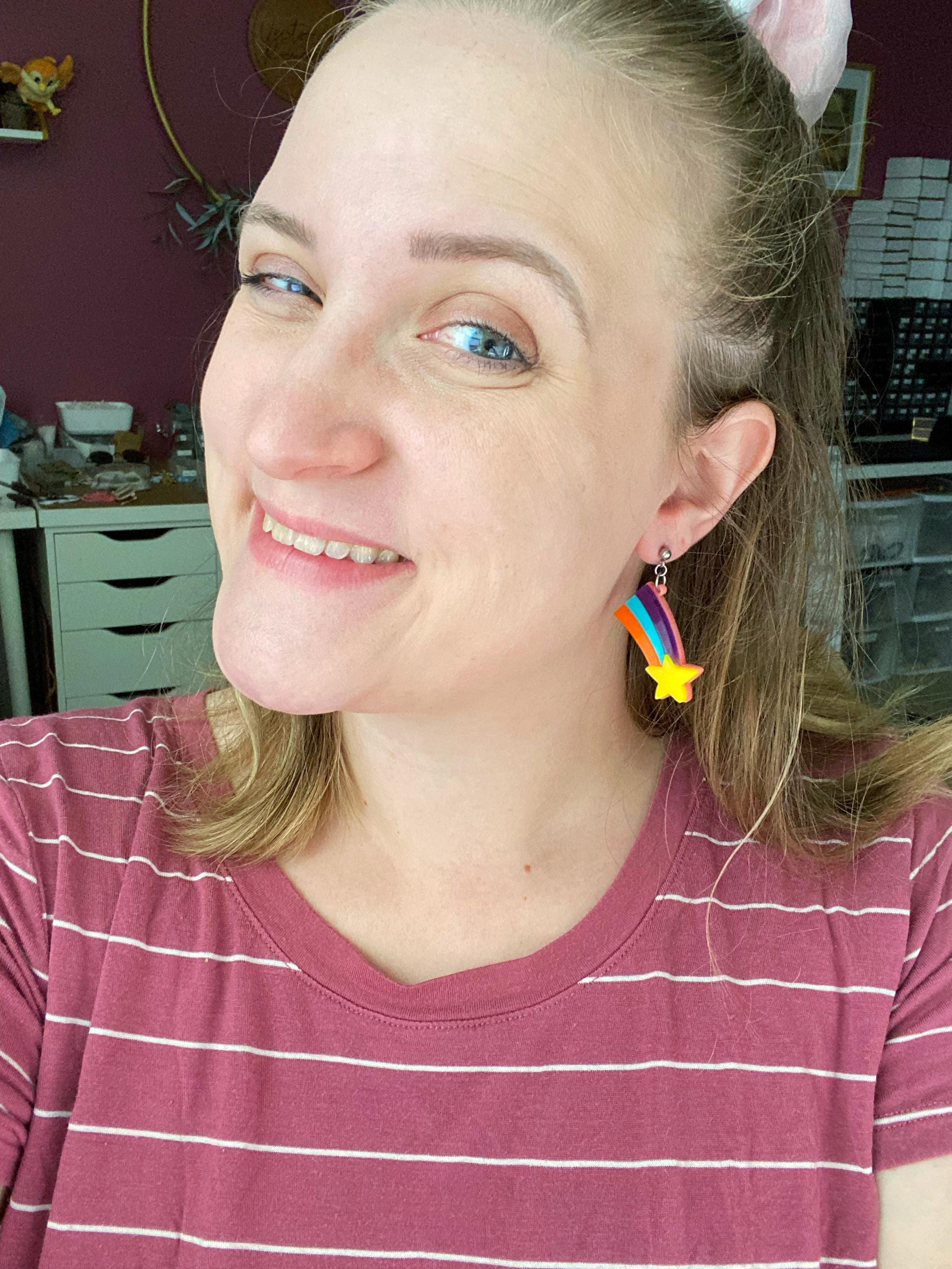 WSNANG Gravity Falls Earrings – Mabel & Dipper Hat Pendant Dangle Earrings, Mystery Twins Jewelry Gift