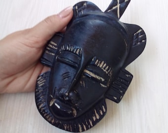 African Tribal Mask Wall Decor – Hand-Carved Wood Face Art – Ethnic Home Accent – Unique Handmade Gift Idea