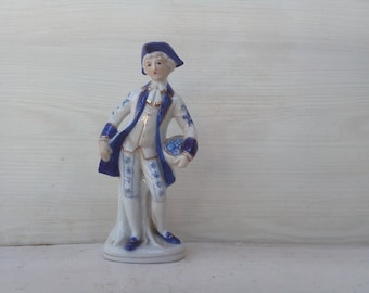 VINTAGE, ragazzo in porcellana blu e bianco, statuetta maschile in porcellana bianca, porcellana da collezione