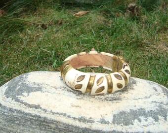 Brazalete vintage de latón y hueso de los años 70, Brazalete de hueso, hueso, Brazalete vintage de hueso con latón, Brazalete antiguo macizo de hueso y latón