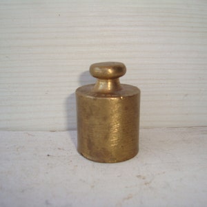 Brass balance, Vintage, Balance weight, Solid iron weight, brass scale weigh 200 grams, Weight scale balance, Weighing tool