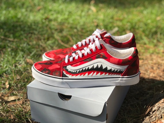 bape vans red