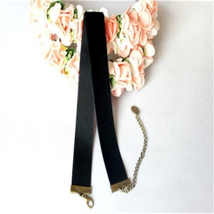 Vintage Gothic Black Velvet Necklace Choker