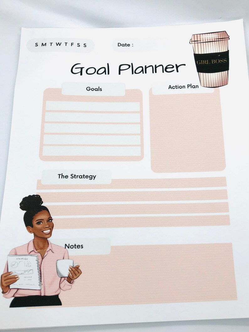 Peut inclure: Un planificateur de buts imprimable avec un fond rose et une illustration de dessin anim&eacute; d'une femme tenant une tasse de caf&eacute;. Le planificateur comprend des sections pour les objectifs, le plan d'action, la strat&eacute;gie et les notes. Le texte "Girl Boss" est imprim&eacute; sur la tasse de caf&eacute;.