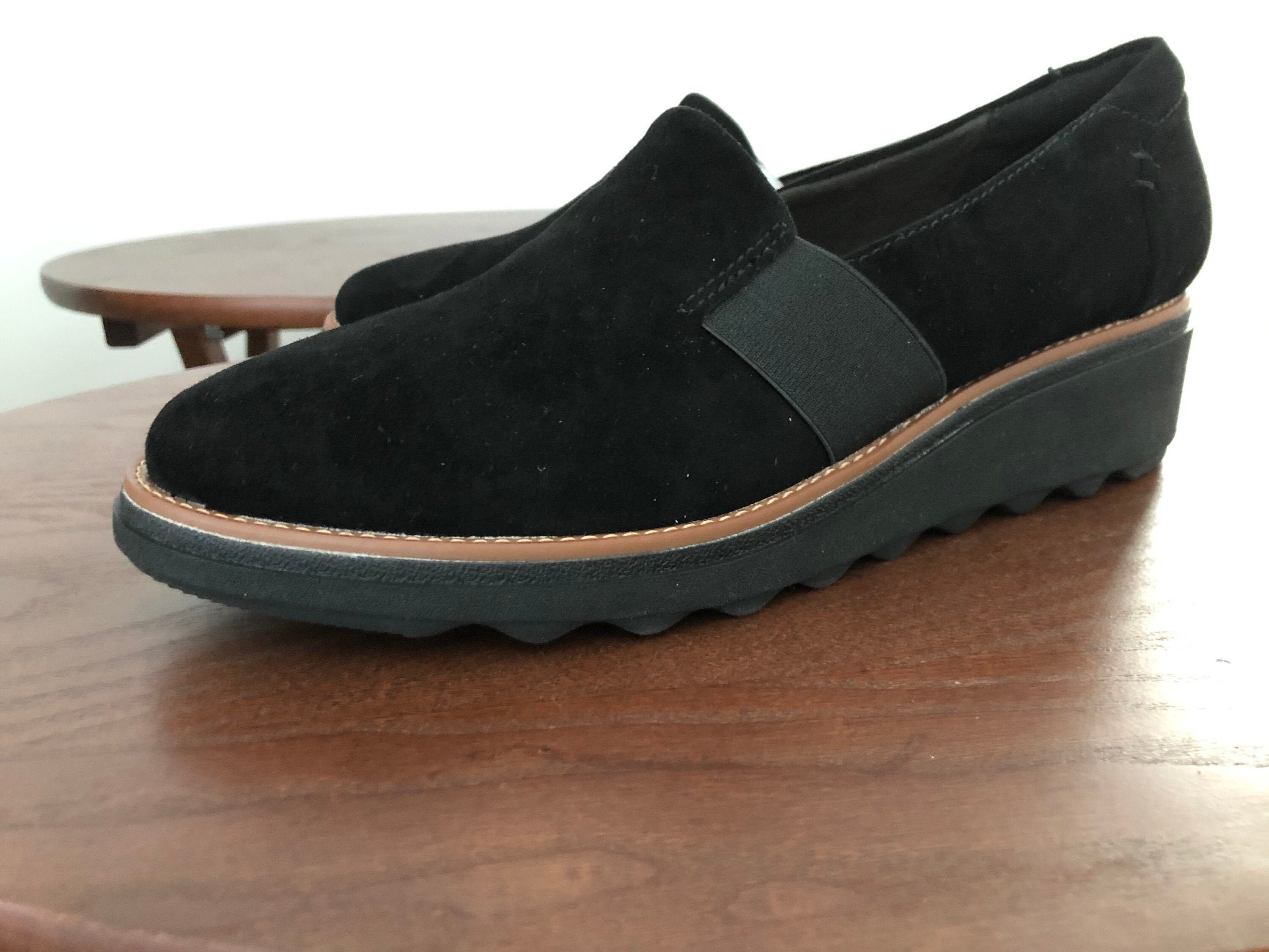 Sharon tori cheap clarks