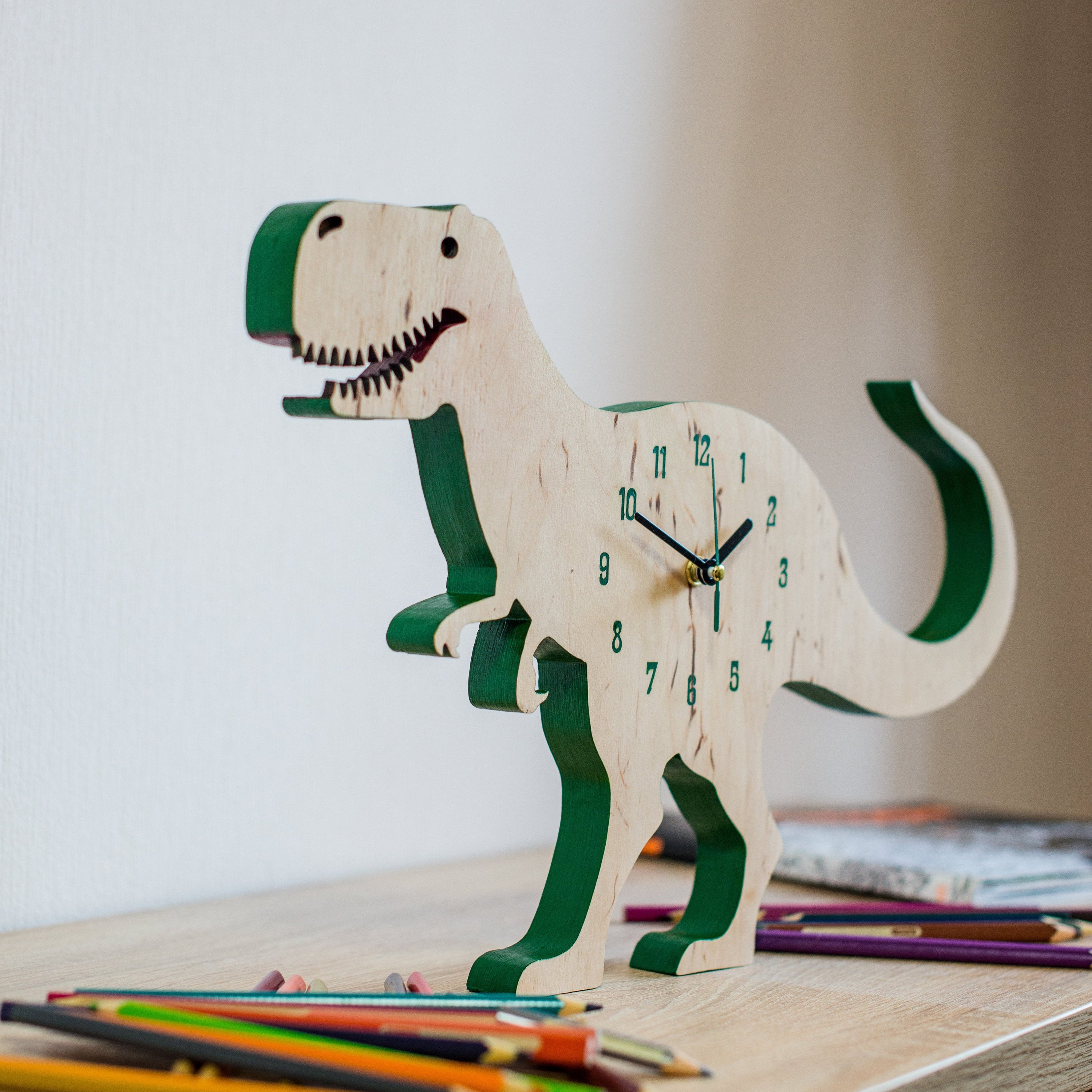 Décor de Crèche Dinosaure - Décor Bureau Pour Enfants Nordique Mur et Horloge en Bois Autoportante A