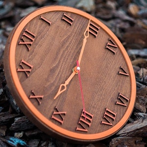 Moderne Wanduhr - Unikat Wohnung Dekor - Einzigartige Bauernhaus Wand keine tickende Uhr - Stille orange Holz Wanduhr - Ästhetische Raumdekoration