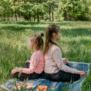 Partner Yoga Karten Kinder Yoga Ruhige Ecke Kinder Affirmationen Yoga Karten Kinder Geburtstagsgeschenk für Kinder IMYOGI Achtsamkeit Bild 3