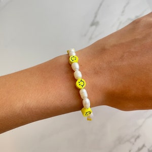 Smiley Bracelet, Smiley Face Bracelet, Smiley Pearl Bracelet