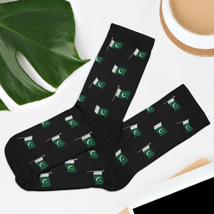 Novelty Pakistan Flag Socks