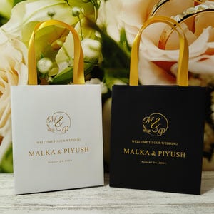 20 Welcome Bags Wedding, Personalized Wedding Bags with satin ribbon handles and names, Wedding Welcome Bags for Guests, Custom Welcome Bags