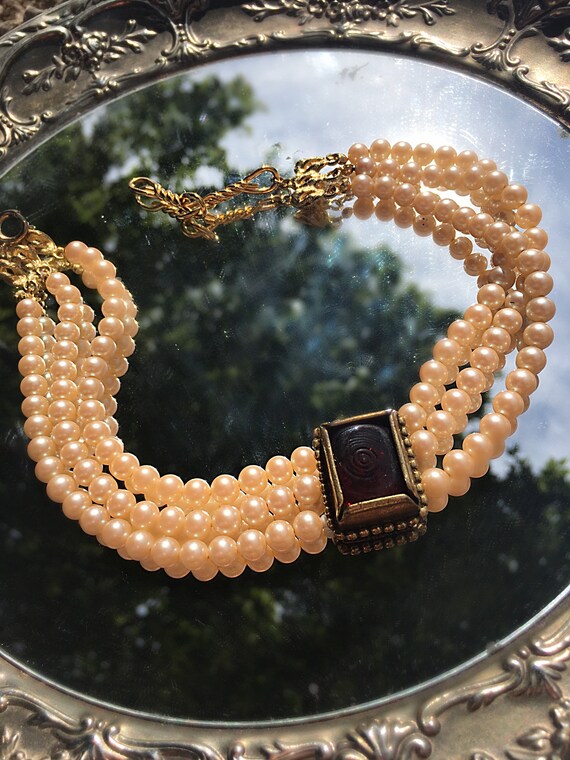 Glass Pearl Carolee Choker