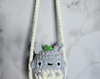 Colgador para coche o llavero de Furry Forest Spirit (inspirado en Totoro)