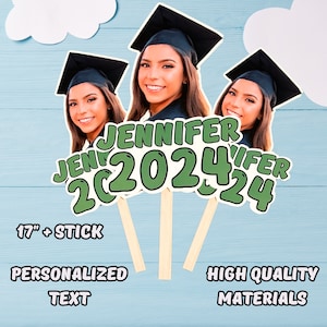 Leque de formatura personalizado: Cabeça da turma de 2024 no palito
