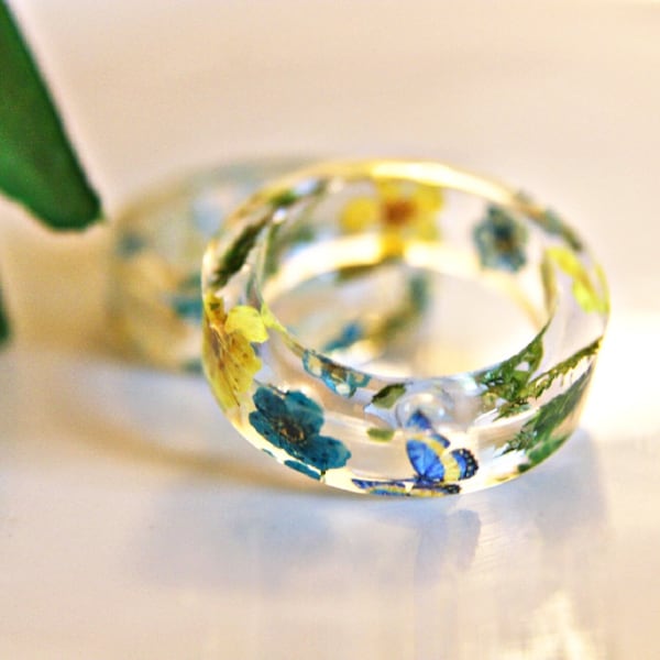 Summer ring / resin ring / butterfly meadow / Four seasons / Pressed flower art / christmas gift