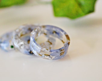 Forget Me Not, Clear Resin Ring with  Dandelion Seeds, Floral Resin Ring, Stackable Ring, Pressed Flower Jewelry