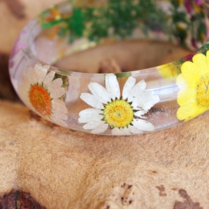 Daisy Resin Bangle Pressed Flower Art , Baby Breaths, mothers day gift image 6