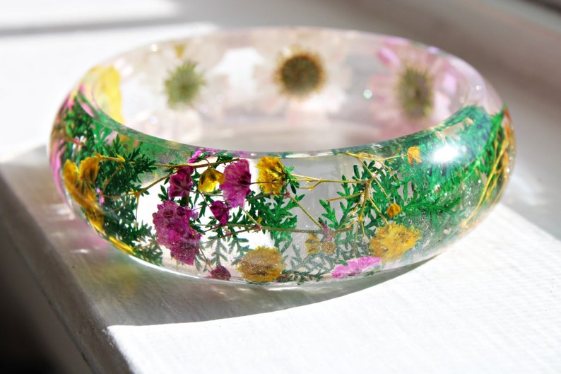 Daisy Resin Bangle Pressed Flower Art , Baby Breaths, mothers day gift image 5