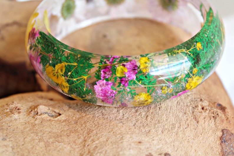 Daisy Resin Bangle Pressed Flower Art , Baby Breaths, mothers day gift image 7