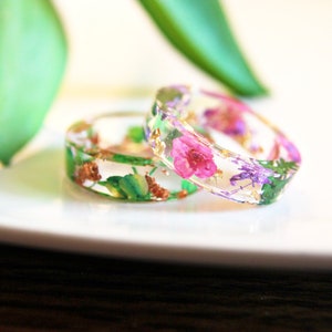 Spring ring / resin ring / Four seasons / Pressed flower art / botanical jewelry / christmas gift image 3