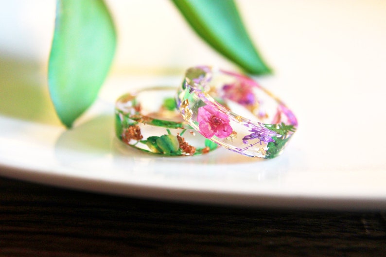 Spring ring / resin ring / Four seasons / Pressed flower art / botanical jewelry / christmas gift image 3