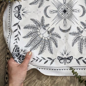 FERN MAGIC Bandana Fair Trade, Nero su Naturale