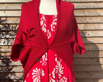 Merino Wool Shrug, Boho Women Hand Knit in Red