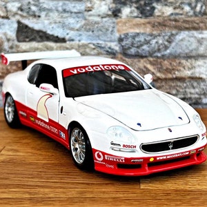 Maserati Trofeo |  Model Car | Diecast car | 1/24 scale model car | car model | Maserati Diecast | Collection item | Die cast model