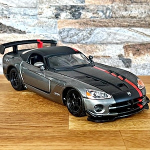Dodge Viper SRT 10 ACR / modello di auto / scala 1/24 auto pressofusa / oggetto da collezione pressofuso 1/24 / auto pressofusa / Dodge Viper / modello di auto pressofusa