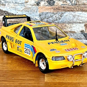 Peugeot 405 Turbo 16 Raid | Vintage modelauto | schaal 1/24 gegoten auto | Modelauto op schaal 1/24 | Gegoten verzamelitem | Peugeot 405-aanval
