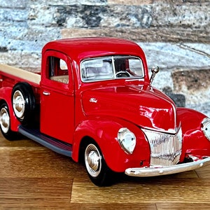Ford Pickup 1940 , 1/24 diecast car, 1/24 scale model car, vintage model pickup , car model , 1/24 diecast truck, Diecast collection, 40&#39;s
