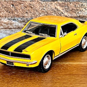 Chevrolet Camaro Z28 1967 | 1/37 diecast car | 1/37 scale model car | vintage model diecast car | car model metal | Collection item | Camaro