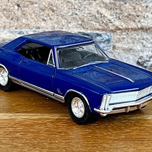 Buick Riviera Gran Sport 1965 | Modellauto | 1/36 DieCast Auto | 1/36 Modellauto | Die Cast Auto | Sammelobjekt | Vintage Modellauto