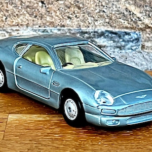 Aston Martin DB7, Coche a escala, Coche en miniatura, Coche a escala 1/40, Coche a escala vintage, Modelo de coche, Objeto de colección, Aston Martin